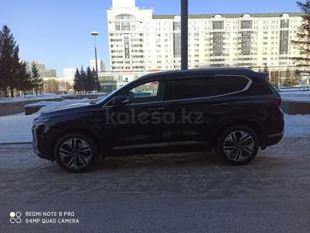 Hyundai Santa Fe 2020 года за 14 500 000 тг. в Астана – фото 4