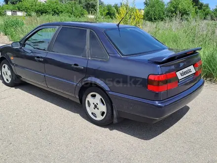 Volkswagen Passat 1994 года за 2 100 000 тг. в Усть-Каменогорск – фото 2