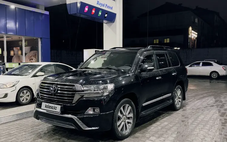 Toyota Land Cruiser 2017 годаfor33 000 000 тг. в Алматы