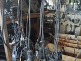 Ручки дверные, замки дверные багажника за 12 500 тг. в Алматы