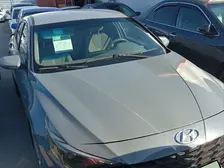 Hyundai Elantra, 2021