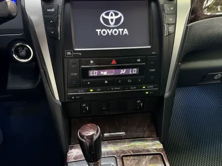 Toyota Camry 2014 года за 10 800 000 тг. в Алматы – фото 12