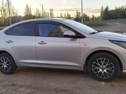 Hyundai Accent 2021 года за 7 350 000 тг. в Костанай – фото 2