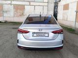 Hyundai Accent 2021 года за 7 350 000 тг. в Костанай