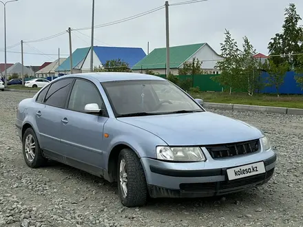 Volkswagen Passat 1998 года за 1 650 000 тг. в Уральск – фото 4