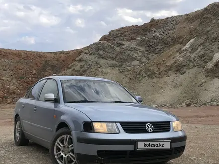 Volkswagen Passat 1998 года за 1 650 000 тг. в Уральск – фото 9