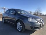 Volkswagen Jetta 2010 года за 3 200 000 тг. в Кызылорда – фото 4