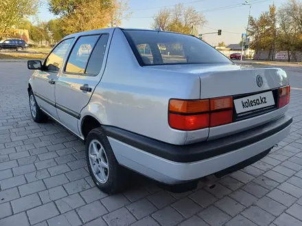 Volkswagen Vento 1995 года за 1 780 000 тг. в Караганда – фото 5