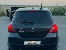 Nissan Tiida, 2004