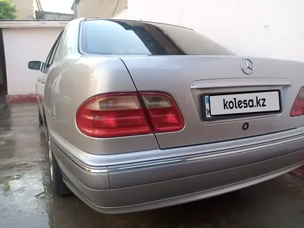 Mercedes-Benz E 280 2002 года за 6 200 000 тг. в Туркестан – фото 6