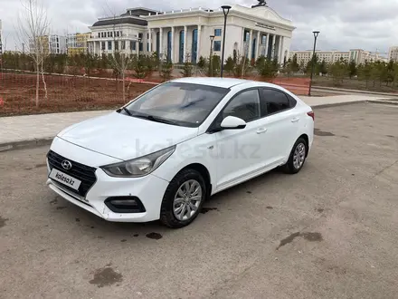 Hyundai Solaris 2018 года за 4 990 000 тг. в Астана – фото 11