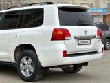 Toyota Land Cruiser 2012 годаүшін19 000 000 тг. в Атырау – фото 4