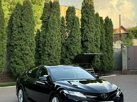 Toyota Camry 2019 года за 12 150 000 тг. в Алматы – фото 58