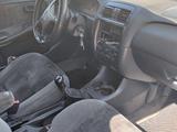 Mazda 626 1998 года за 1 500 000 тг. в Петропавловск – фото 2