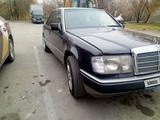 Mercedes-Benz E 230 1992 года за 1 900 000 тг. в Алматы