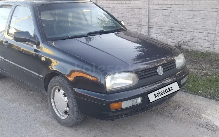 Volkswagen Golf 1995 года за 1 500 000 тг. в Караганда