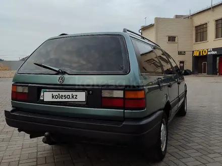 Volkswagen Passat 1991 года за 1 800 000 тг. в Уральск – фото 2