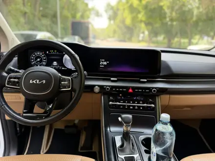 Kia Carnival 2022 года за 20 000 000 тг. в Алматы – фото 27