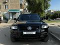 Volkswagen Touareg 2004 года за 3 800 000 тг. в Актобе – фото 2