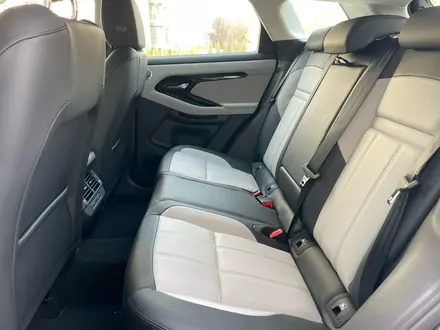 Land Rover Range Rover Evoque 2024 года за 36 900 000 тг. в Алматы – фото 15