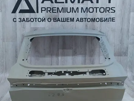 Крышка багажника за 347 000 тг. в Алматы