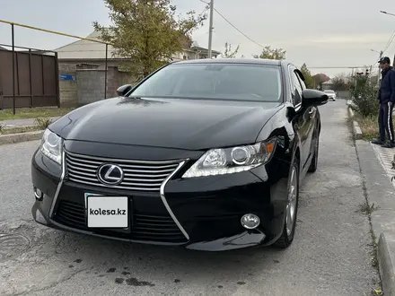 Lexus ES 300h 2013 года за 12 700 000 тг. в Шымкент