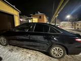 Toyota Camry 2015 года за 6 500 000 тг. в Уральск – фото 4