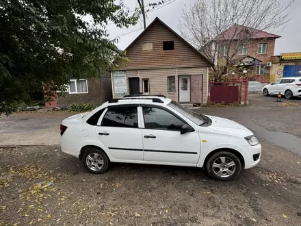 ВАЗ (Lada) Granta 2190 2015 года за 2 250 000 тг. в Усть-Каменогорск – фото 3