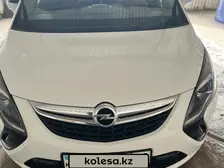 Opel Zafira, 2012