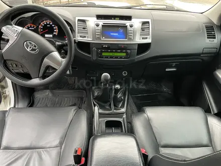 Toyota Hilux 2015 года за 10 500 000 тг. в Атырау – фото 28