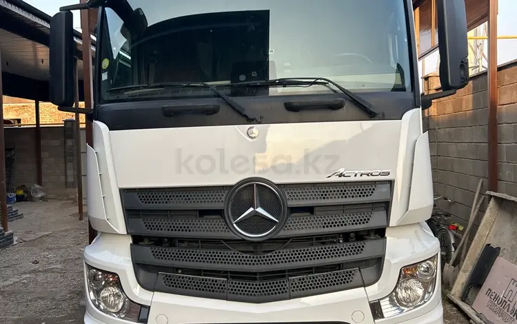 Mercedes-Benz  ACTROS 2017 года за 23 000 000 тг. в Алматы