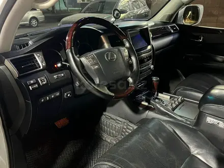Lexus LX 570 2014 года за 27 000 000 тг. в Алматы – фото 23