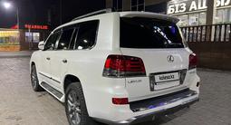 Lexus LX 570 2014 года за 27 000 000 тг. в Алматы – фото 2