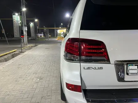 Lexus LX 570 2014 года за 27 000 000 тг. в Алматы – фото 5