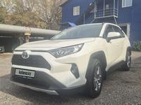 Toyota RAV4 2022 года за 17 700 000 тг. в Алматы