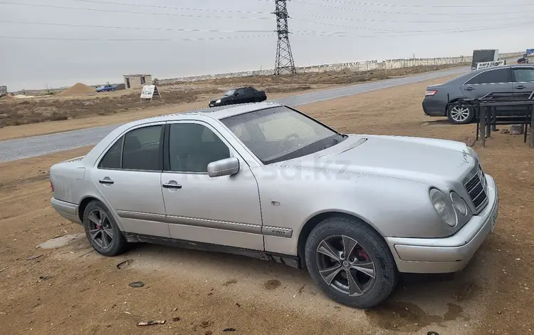 Mercedes-Benz E 280 1996 года за 1 800 000 тг. в Актау