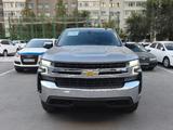 Chevrolet Silverado 2021 года за 10 000 000 тг. в Астана