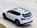 Hyundai Santa Fe 2021 года за 16 000 000 тг. в Астана – фото 2