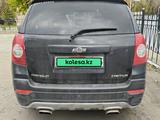 Chevrolet Captiva 2014 года за 4 400 000 тг. в Петропавловск – фото 4