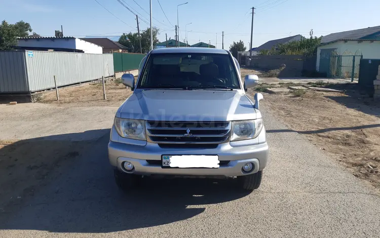 Mitsubishi Pajero iO 2004 года за 4 200 000 тг. в Атырау