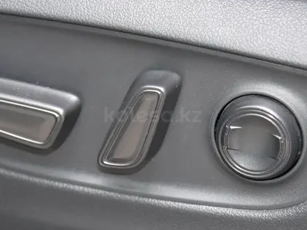 Toyota Land Cruiser Premium+ 2024 года за 67 000 000 тг. в Шымкент – фото 21