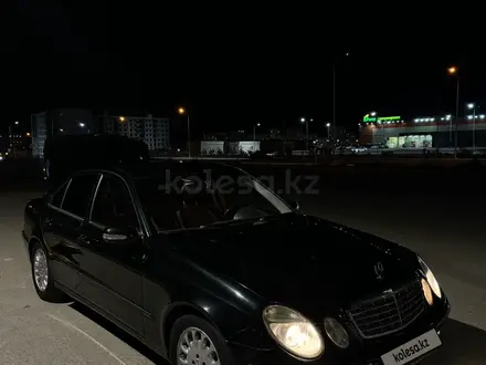 Mercedes-Benz E 320 2004 года за 3 550 000 тг. в Актау – фото 3