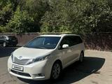 Toyota Sienna 2016 года за 17 000 000 тг. в Алматы