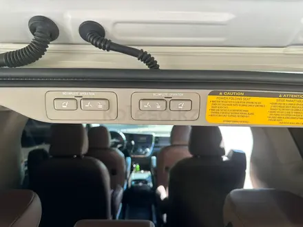 Toyota Sienna 2016 года за 17 000 000 тг. в Алматы – фото 17
