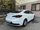 Hyundai Elantra 2020 года за 9 000 000 тг. в Алматы