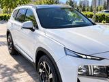 Hyundai Santa Fe 2023 годаүшін15 900 000 тг. в Астана