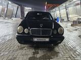 Mercedes-Benz E 280 1998 годаfor3 200 000 тг. в Алматы