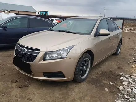 Chevrolet Cruze 2014 года за 10 000 тг. в Атырау – фото 6