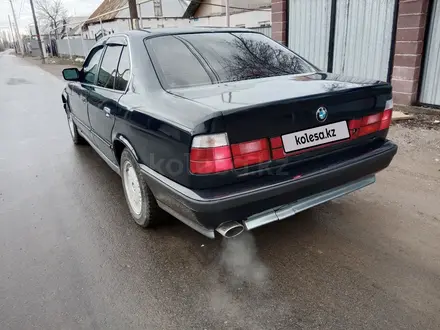 BMW 520 1991 года за 1 500 000 тг. в Алматы – фото 3