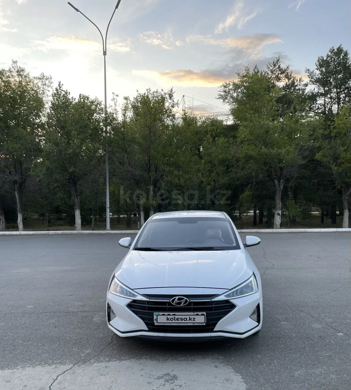 Hyundai Elantra, 2019